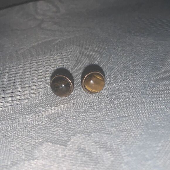 Vintage Tiger Eye Stud Earrings - Picture 10 of 13